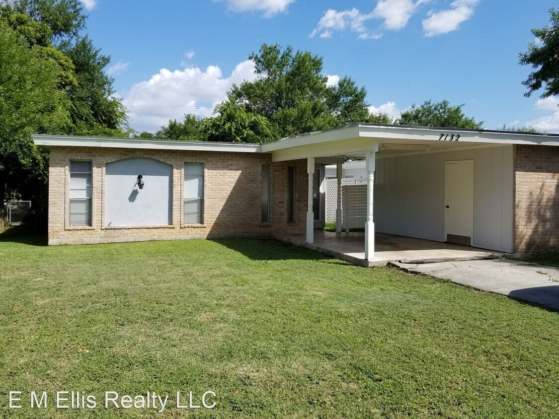 Primary Photo - 2 br, 2 bath House - 7132 Larksong