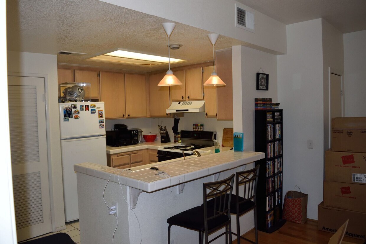 Foto principal - Oxnard Condominium 1 Bedroom 1 Bathroom pr...