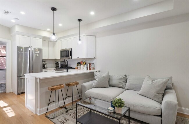 Foto del edificio - 5 Garden Ct St