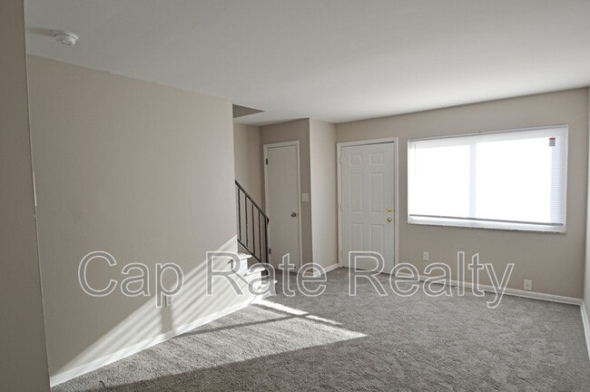 Building Photo - 397 Barnett Rd