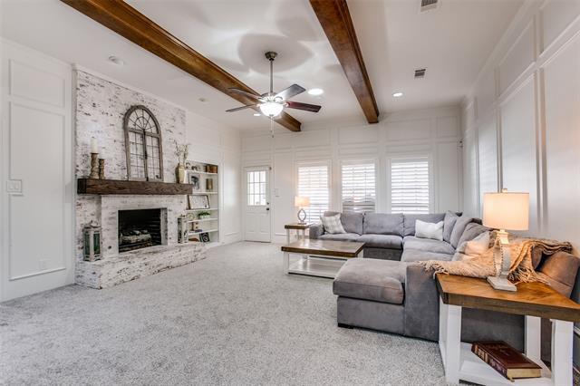 Building Photo - 2211 Bluebonnet Dr