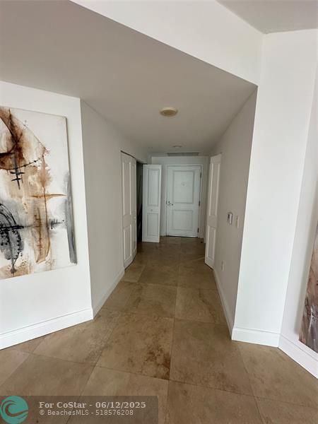 Foto del edificio - 1250 S Miami Ave