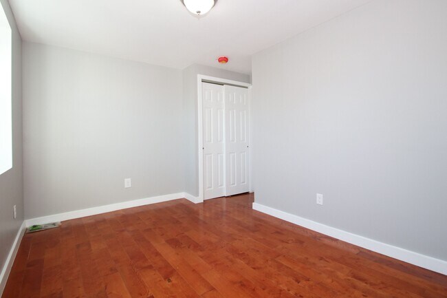 Foto del edificio - 882 N Fallon St