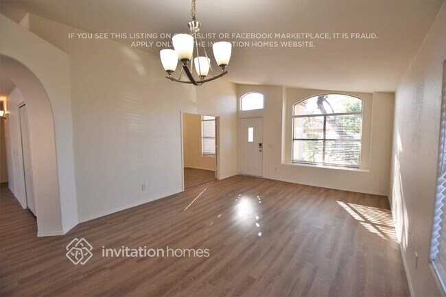 Foto del edificio - 2705 N 127th Ave