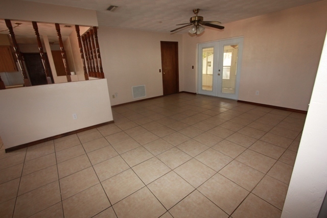 Foto del edificio - Deltona - 3 Bedroom, 2 Bathroom - $1,845.00