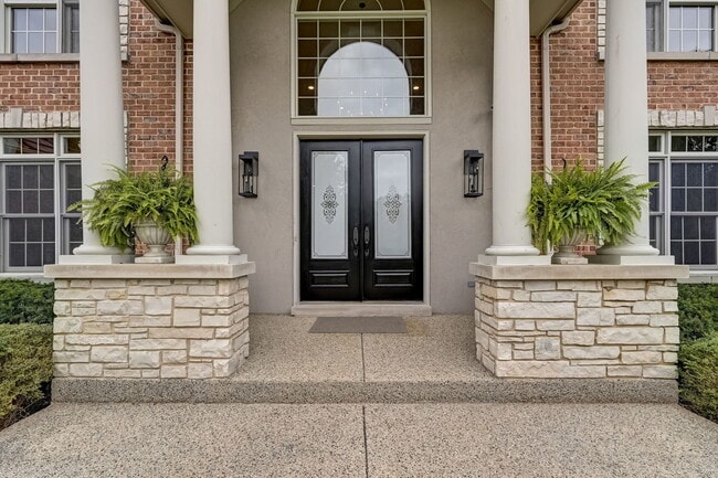 Building Photo - 403 Old Mill Cir