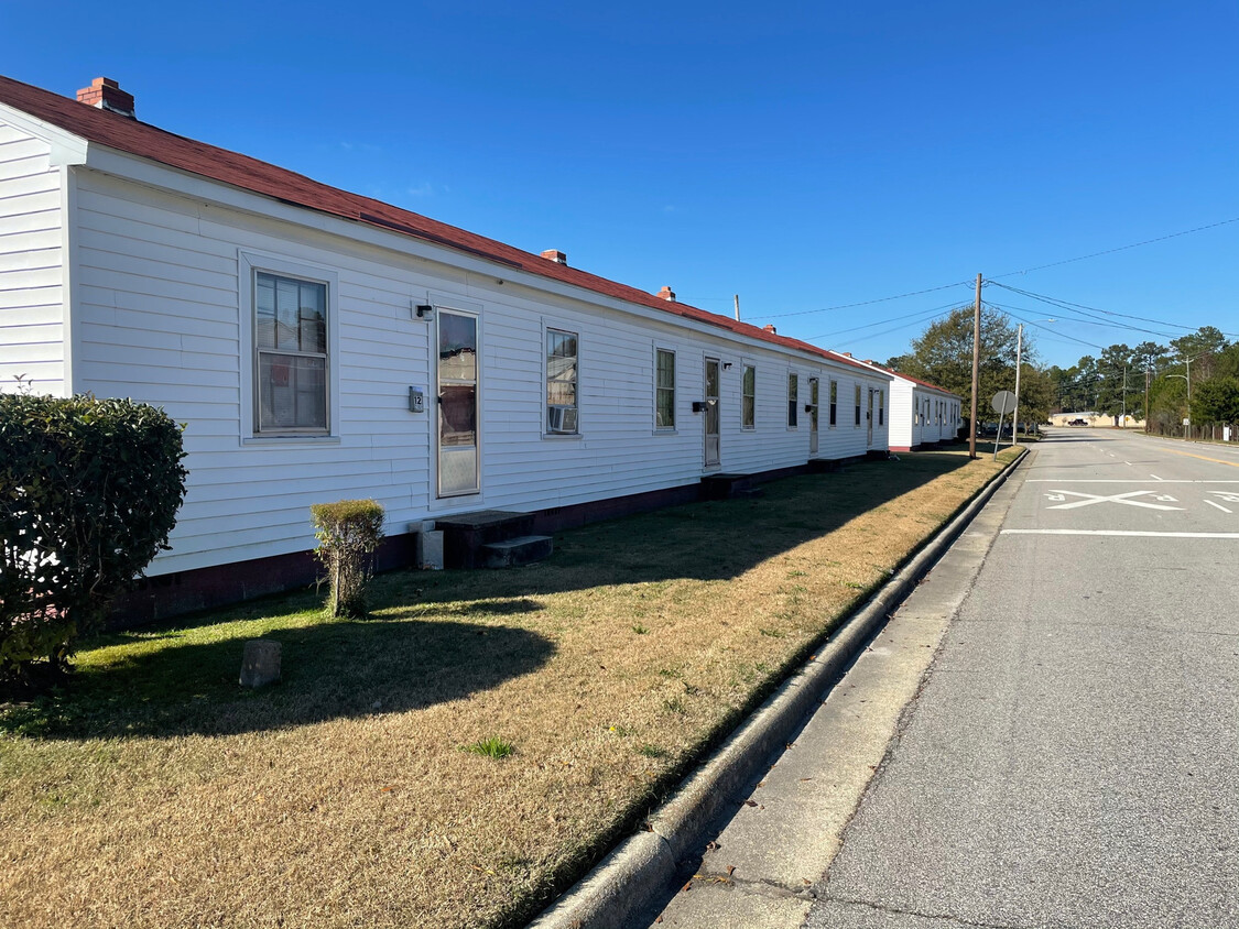 Godwin Avenue Ver - Godwin Avenue Apartments (GAA)