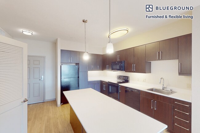 Foto del edificio - 5200 Iron Horse Pkwy