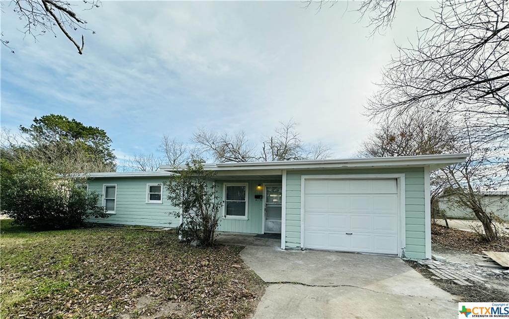 Primary Photo - 1511 E Guadalupe St