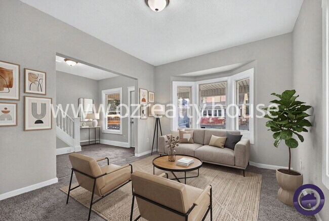 Foto del edificio - 640 Nesslewood Ave