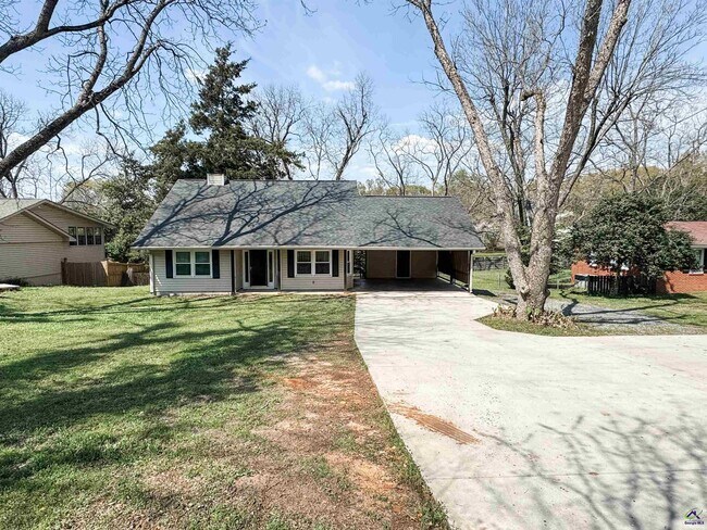 Foto del edificio - 2108 Marshallville Rd