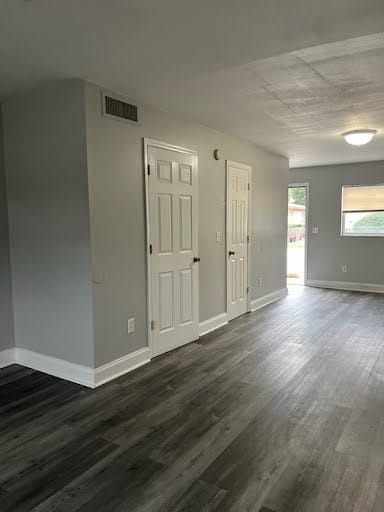 Building Photo - 501 E Columbus Dr