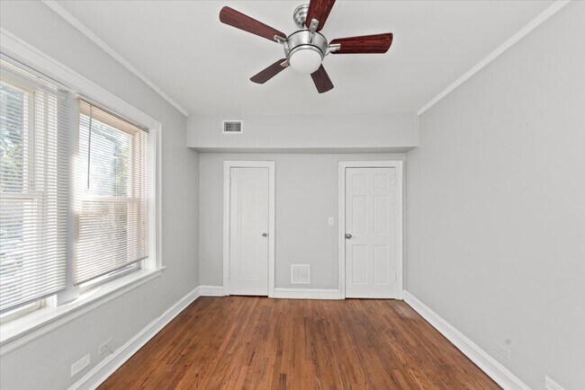 Building Photo - 2121 N Campbell Ave