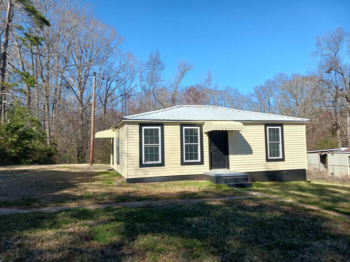 Foto principal - Renovated Two bedroom house in Lancaster S...