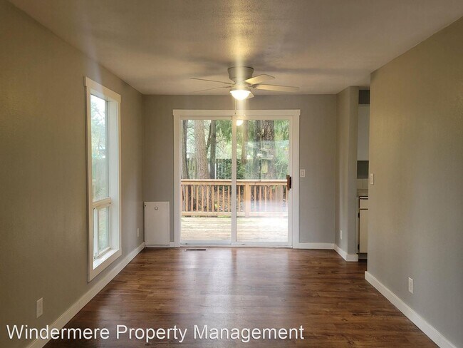Foto del edificio - 3 br, 1.5 bath House - 3945 Fischer Park A...