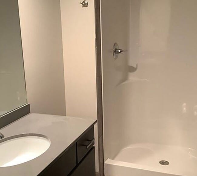 Building Photo - 879 23rd Ave SE