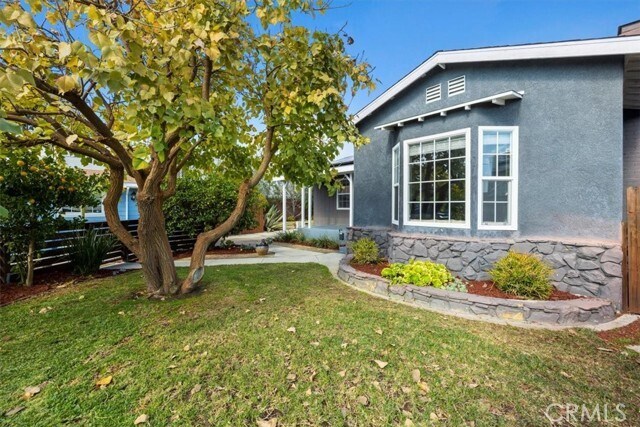 Foto del edificio - 2067 Lomita Blvd