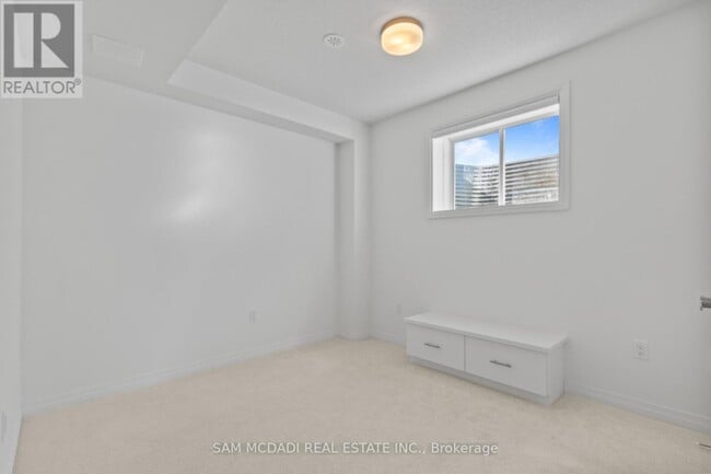 Building Photo - 4 Timber Falls Dr