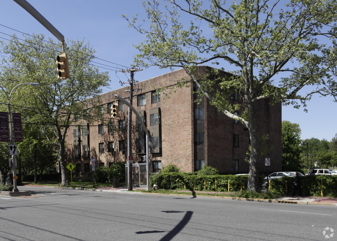 Foto del edificio - The Village of Great Neck Housing Authority