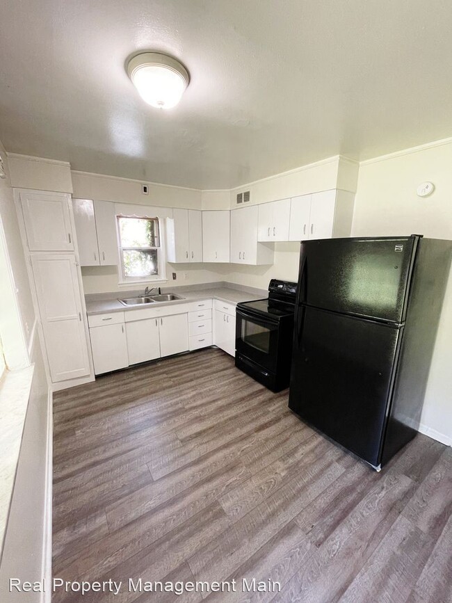 Foto del edificio - 2 br, 1 bath House - 15891 Stout