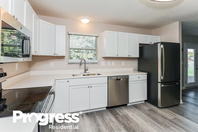 Foto del edificio - 2615 Copperwood Rd
