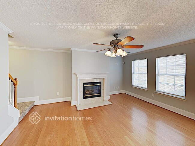 Foto del edificio - 5923 Leawood Run Ct