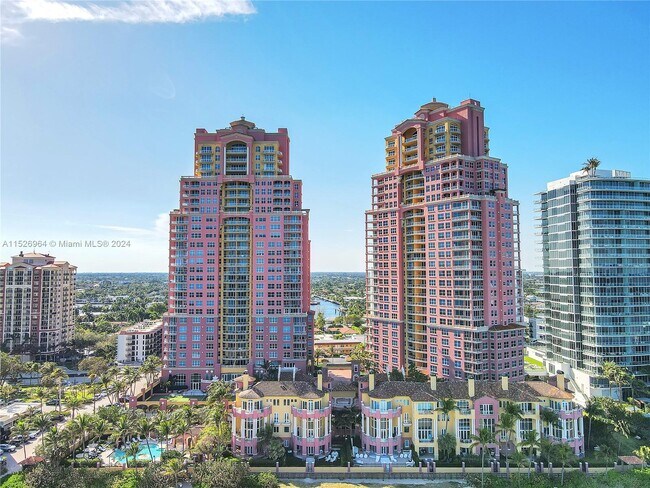 Foto del edificio - 2110 N Ocean Blvd