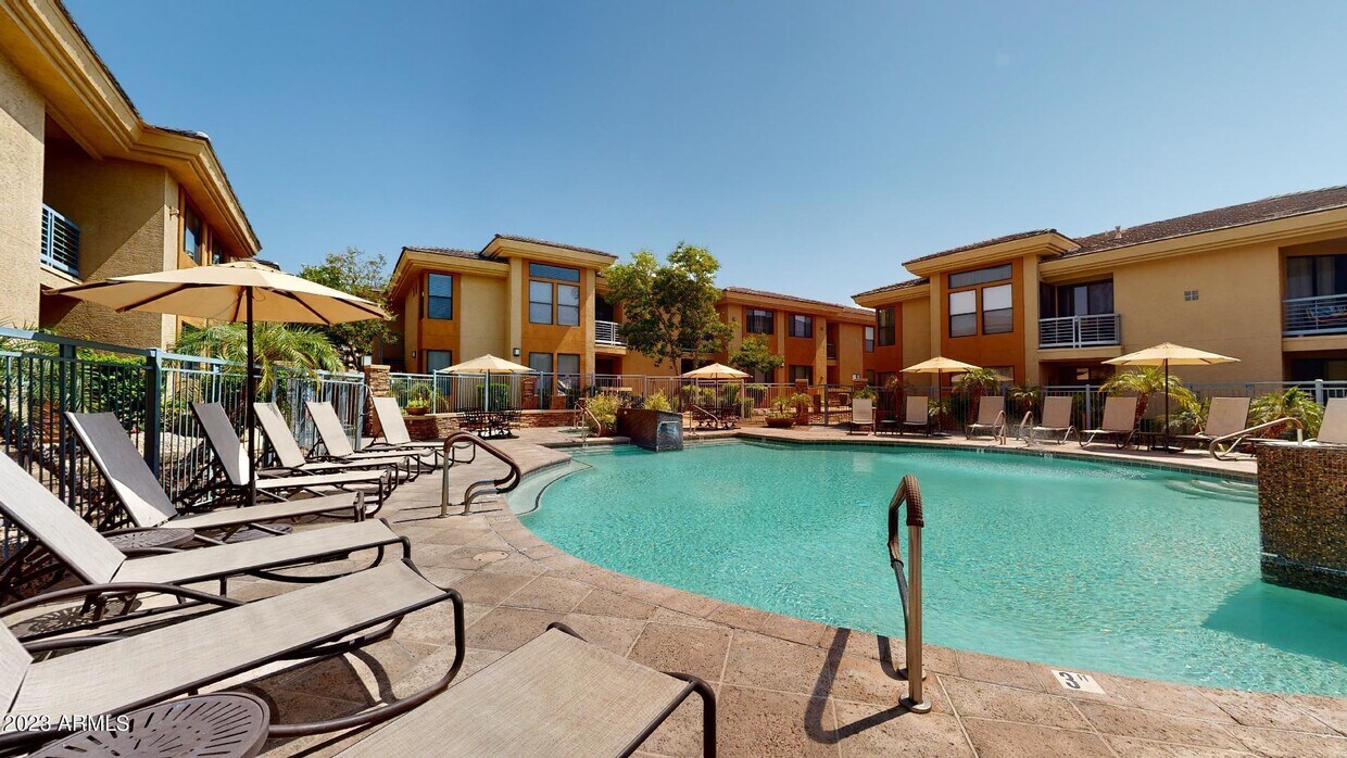 Foto principal - 6900 E Princess Dr