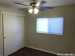Foto del edificio - 7220 Rimwood St