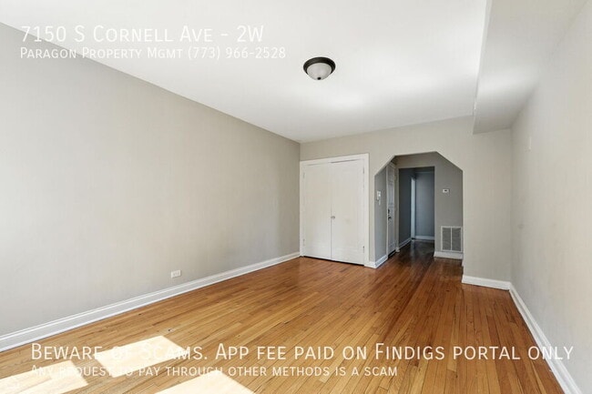 Building Photo - 7150-52 S Cornell Ave