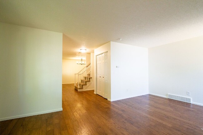 Foto del edificio - Beautiful 4-Bedroom Home - Move-in Ready!