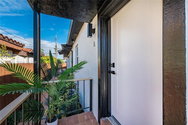 Foto del edificio - 3321 NW 19th Terrace