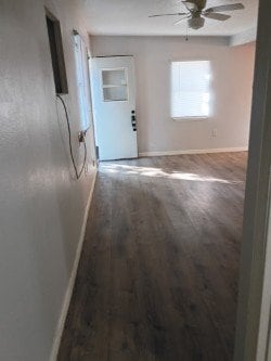 Building Photo - 610 1/2 Brentwood Dr