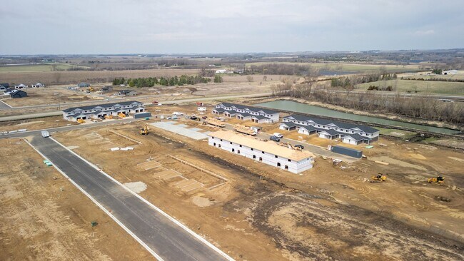 Foto del edificio - Raegan Estates