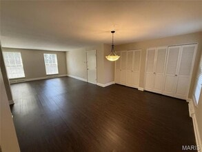 Building Photo - 1130 S Mason Rd