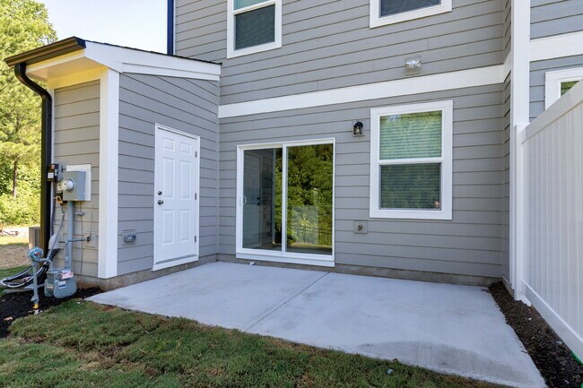 Foto del edificio - 341 Old Grove Ln