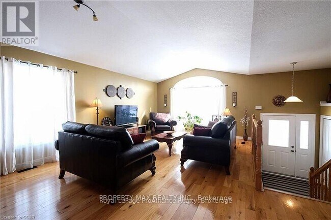 Photo du bâtiment - 12 Christopher Ct