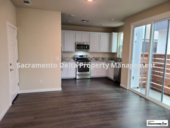 Foto del edificio - Wonderful Elk Grove Home