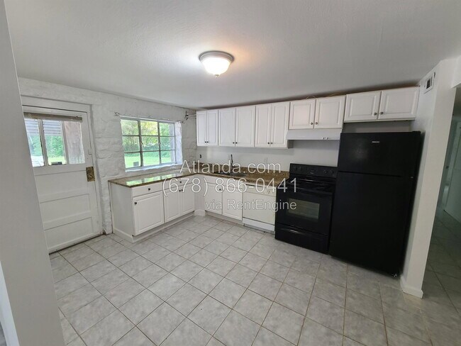 Foto del edificio - 1118 Fayetteville Rd SE