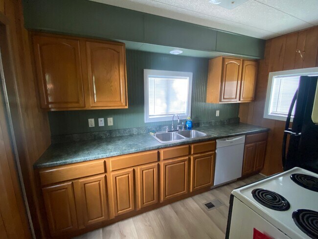 Building Photo - 11 Shovel Head Dr