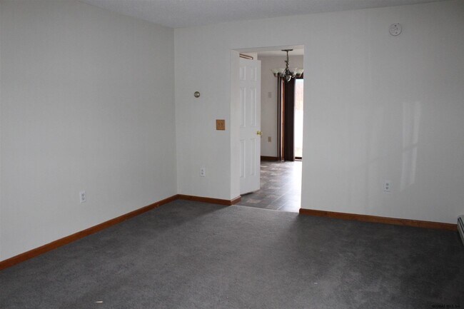 Building Photo - 411 N 5th Ave