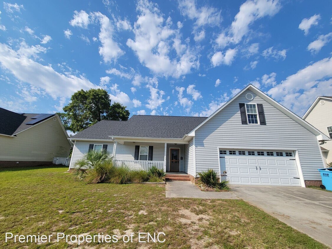 4 br, 2 bath House - 113 Harvest Moon Drive - 4 br, 2 bath House - 113  Harvest Moon Drive