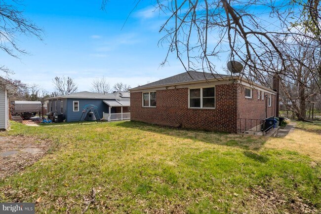 Building Photo - 6011 Western Run Dr