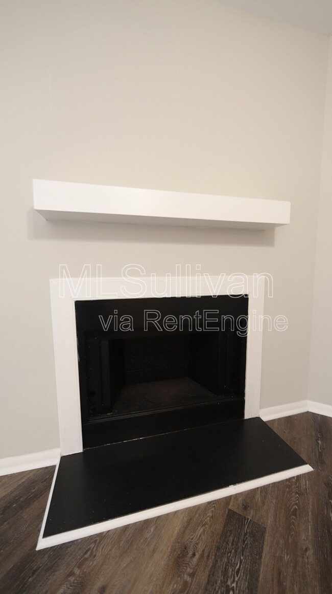 Building Photo - 3702 Chimney Ridge Pl