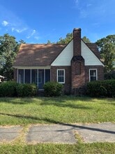 Building Photo - 41 W Charlotte Ave