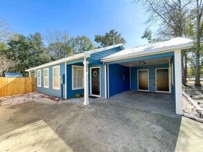 Building Photo - 6950 Viola Rd