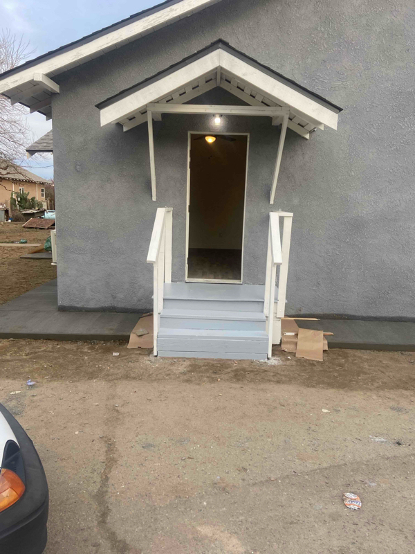 Primary Photo - 7479 E Clarkson Ave