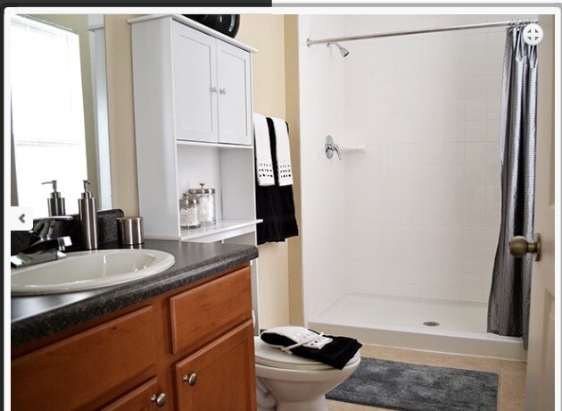 Cuarto de baño, pero con una bañera - 4850 1st Coast Tech Pkwy