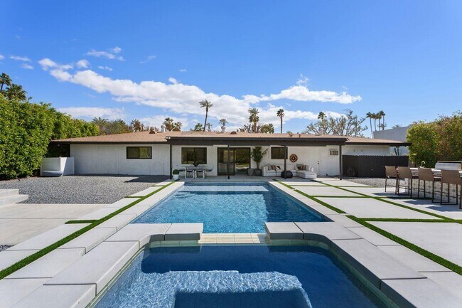 Foto del edificio - 37081 Palmdale Rd