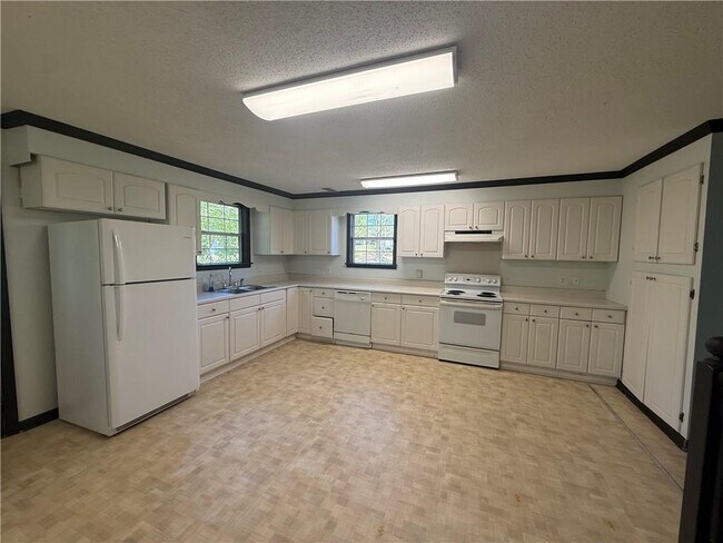 Foto del edificio - 4861 Hopewell Church Rd